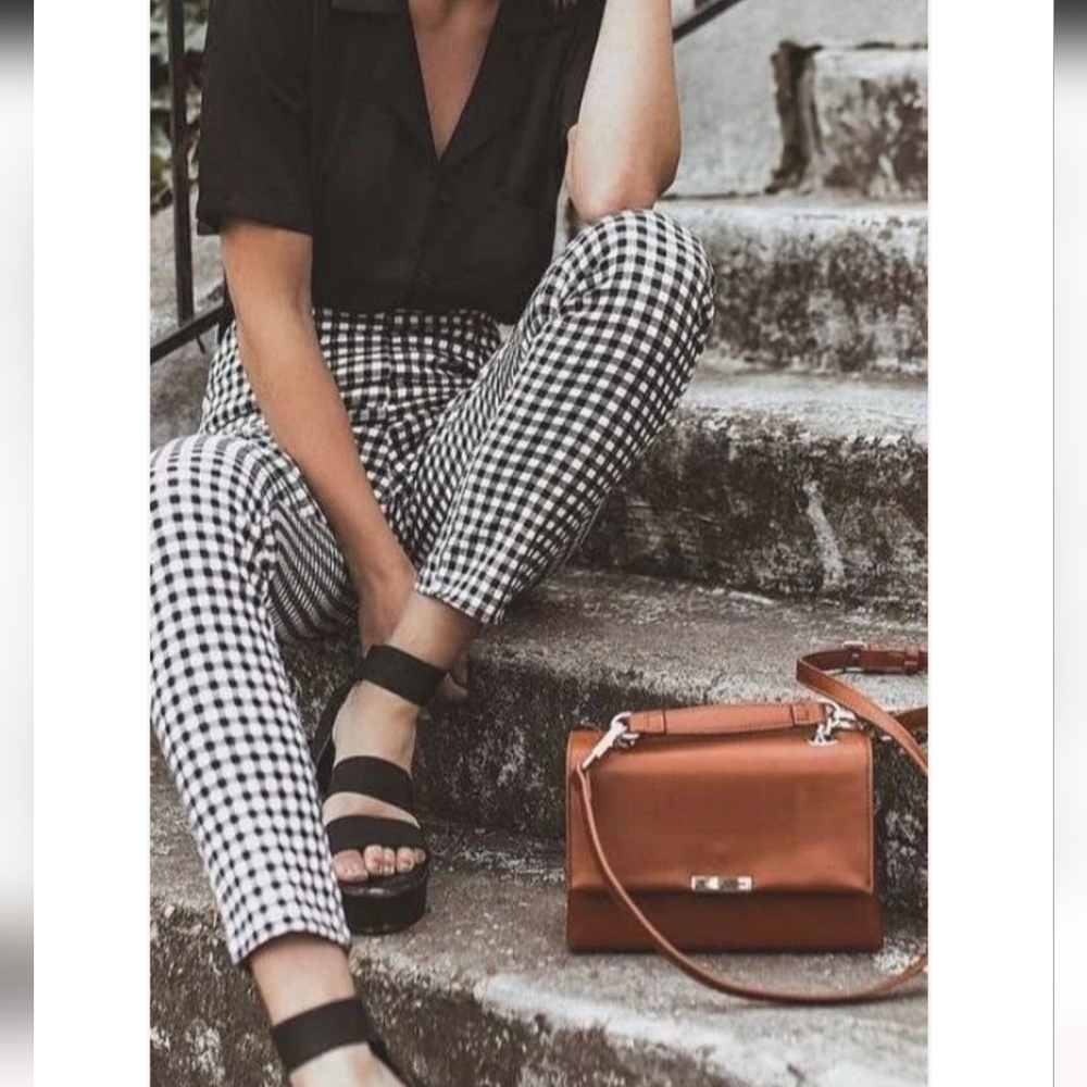 5/25$ Renuar Monochrome Gingham Ankle Pants